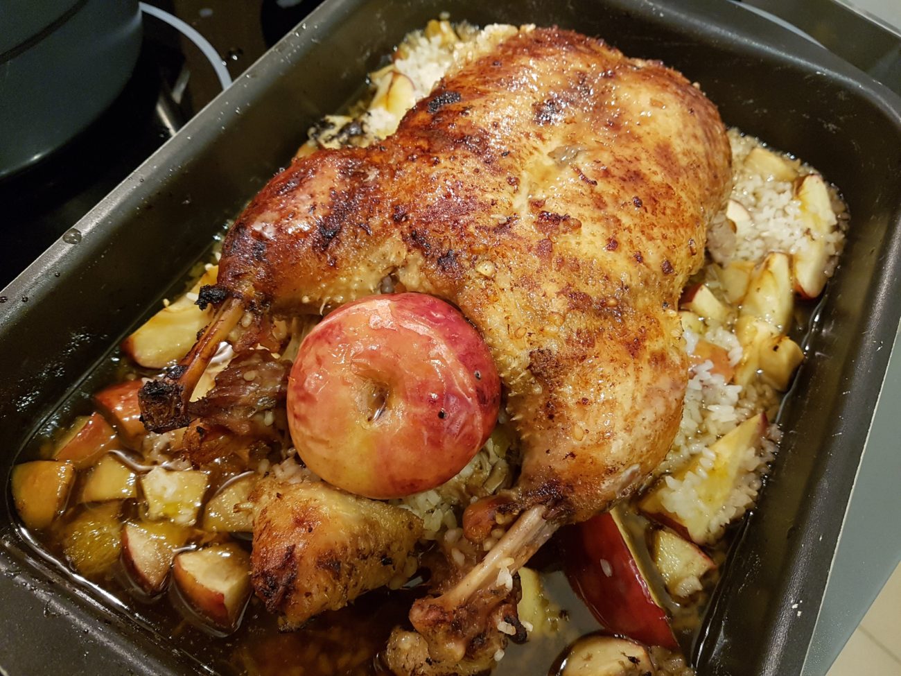 Christmas Roast Duck with Asian-style Marinade, Rice, Apple and Orange