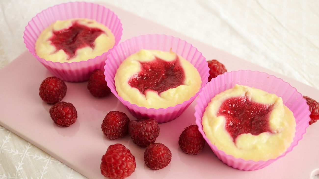 Flourless Mini Cheesecakes with Raspberry Puree