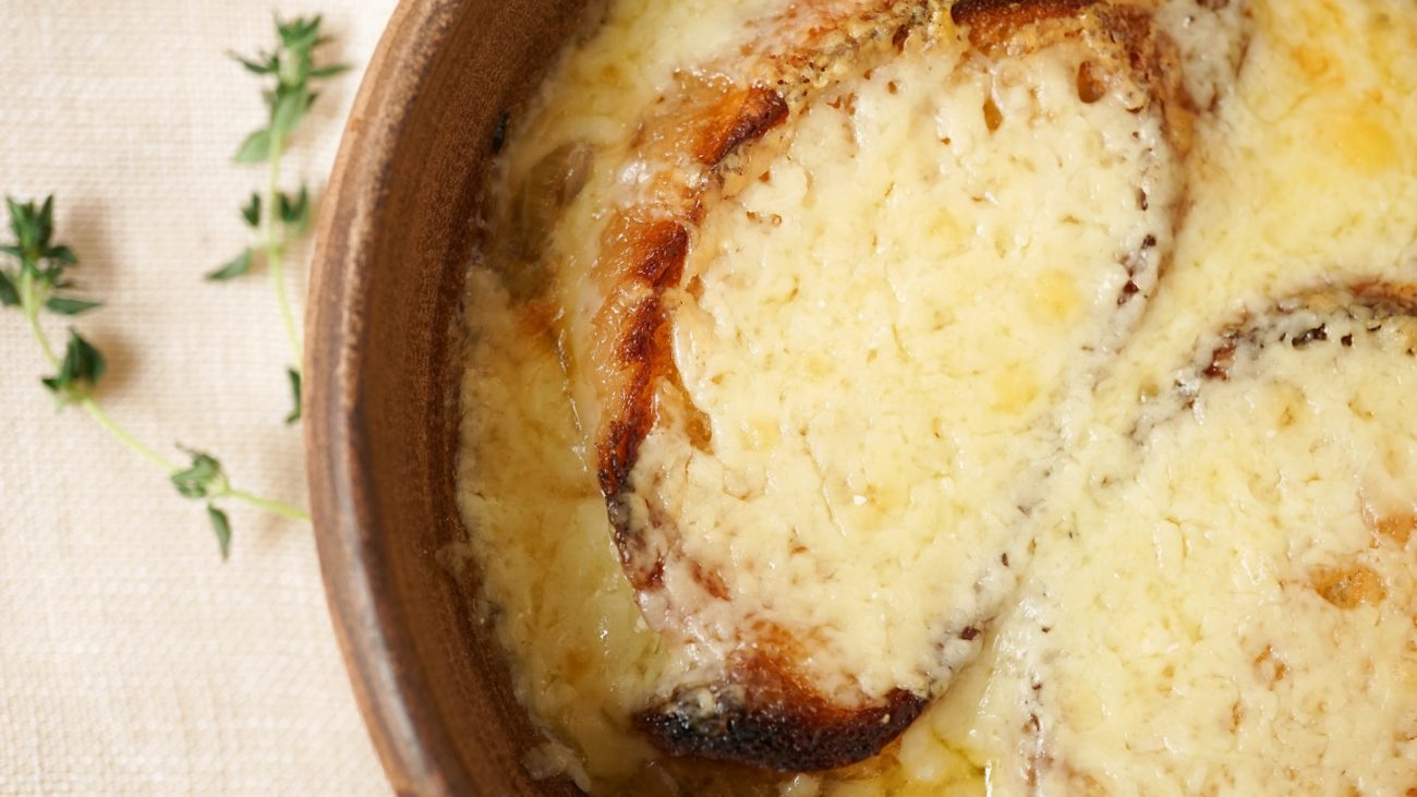 French Onion Soup by Rodica (with different types of onions)