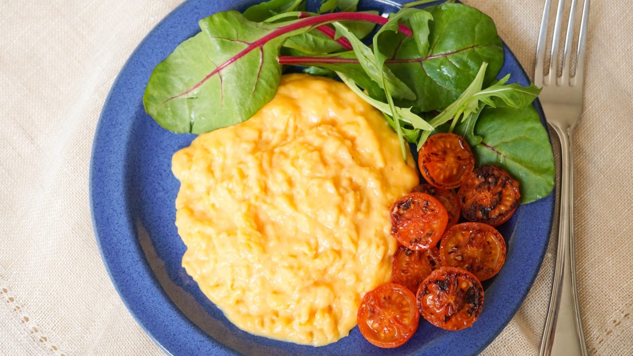 Scrambled Eggs with Grilled Cherry Tomatoes