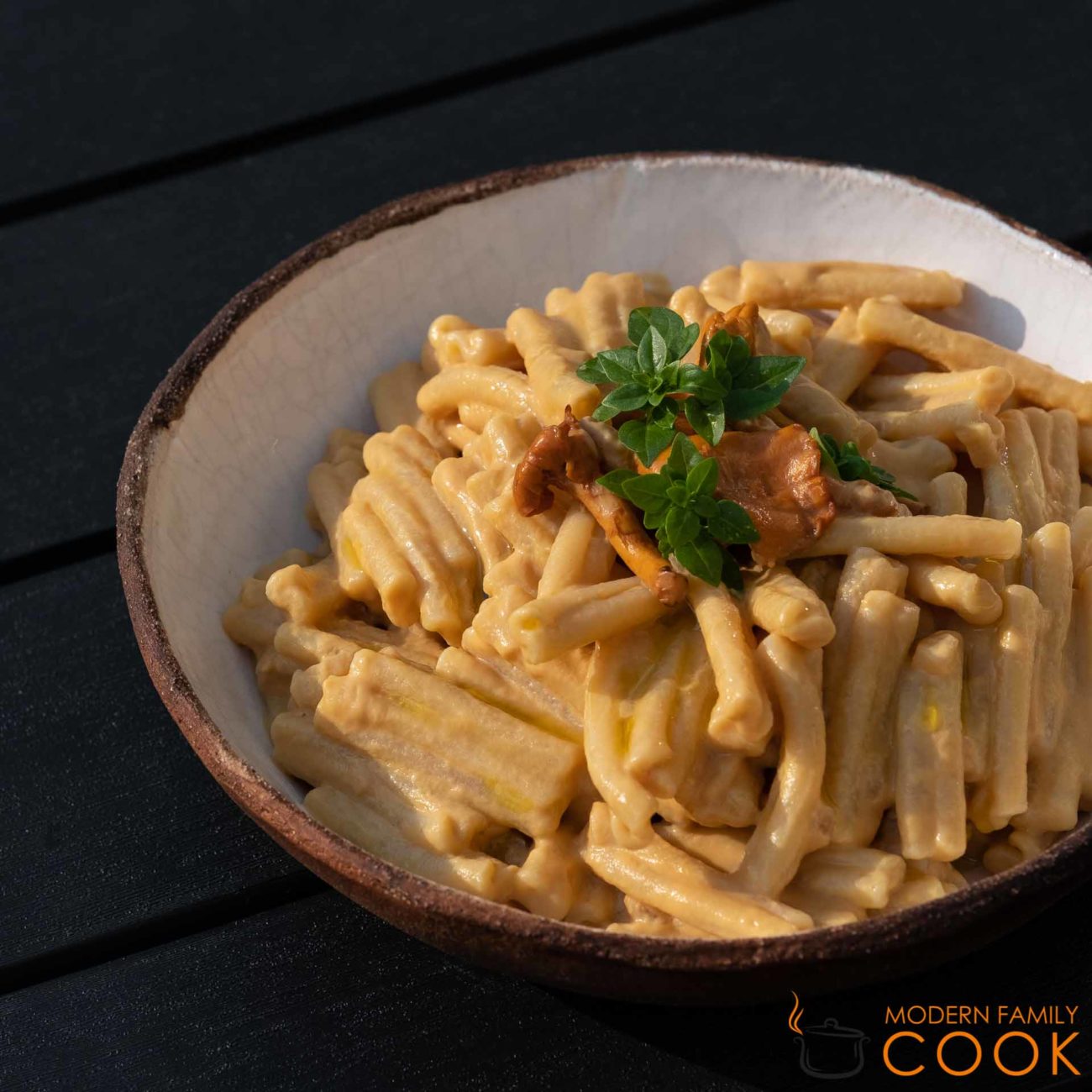 Pasta With Chanterelle Mushrooms and Rosemary (gluten-free, dairy-free)