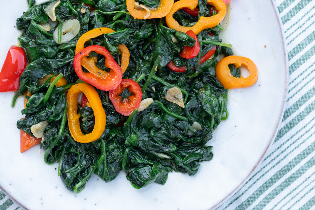 Spinach Sautéed with Garlic and Chili